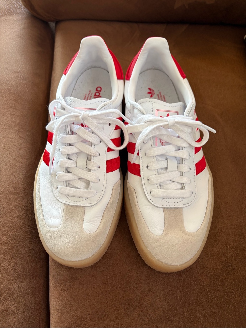 Adidas Women’s White & Red Samba-Sneakers
